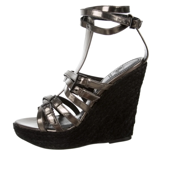 Burberry sandals - Picture 1 of 4